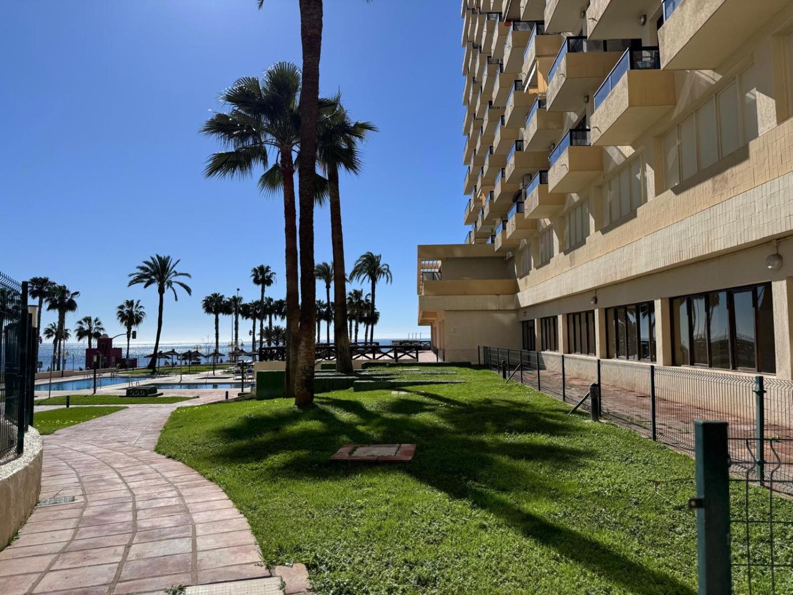 Aloha Playa Studio Sea Views Benalmádena Exterior photo